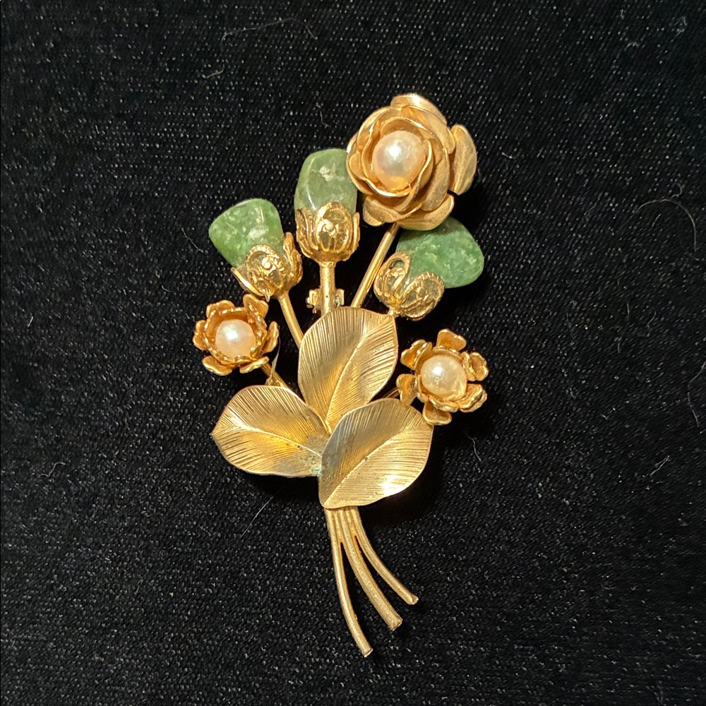 Vintage Gold Tone Floral Brooch with Green Stone Accents and Pearl Centers